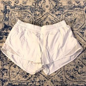 Lululemon Hotty Hot Short II 2.5